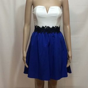 Blue and white strapless dress sz S